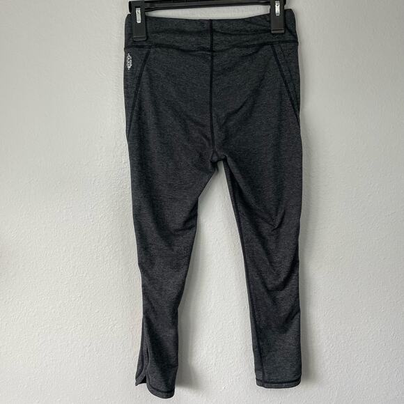 Free People Movement Infinity Leggings M Cut Out Cropped Activewear Athletic - Picture 2 of 6